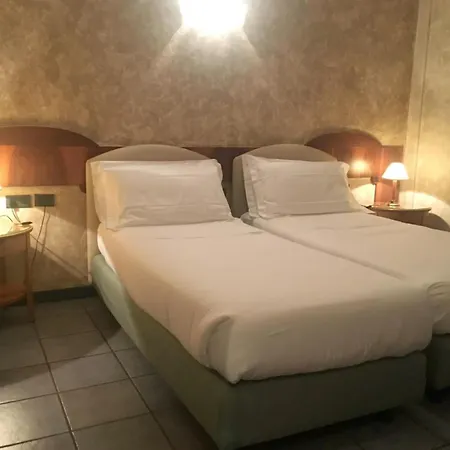 Plus Welcome Milano-2